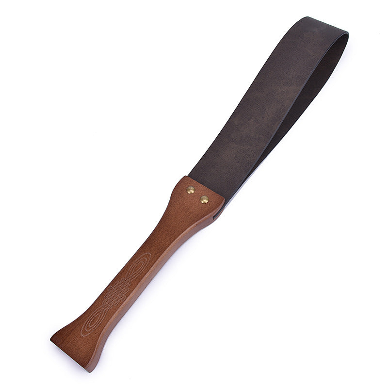 Adult Products Antique Wooden Handle Widening Fun Leather Male And Female Sex Toys Passion Game Shoot