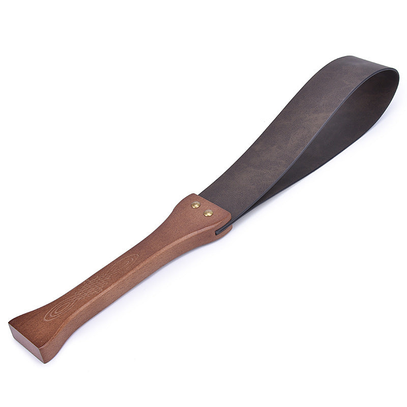 Adult Products Antique Wooden Handle Widening Fun Leather Male And Female Sex Toys Passion Game Shoot